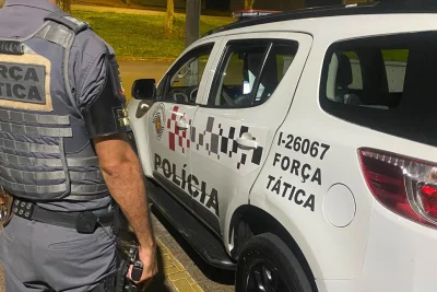 PM prende procurado e recupera carro roubado em Mogi Guaçu