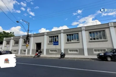 Concurso da Prefeitura de Amparo tem salários de até R$ 17,9 mil