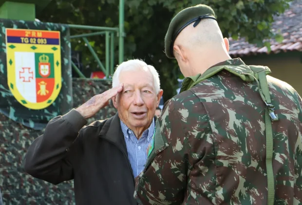 Tiro de Guerra de Pedreira realiza formatura e homenagens durante solenidade