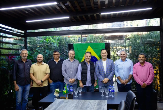 Holambra recebe visita do vice-presidente nacional do PL, deputado federal Márcio Alvino