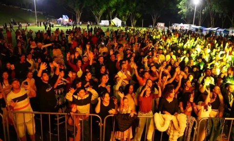 Primeira edição do Aviva Posse reúne mais de 1.800 pessoas em noite de música e celebração