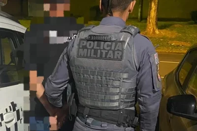 Ações da Polícia Militar resultam em prisões por tentativa de homicídio, tráfico de drogas e captura de procurada na região