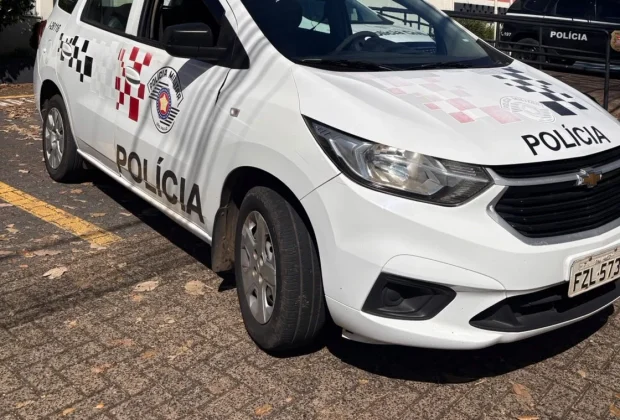 Homem de 53 anos é conduzido à delegacia por descumprimento de medida protetiva em