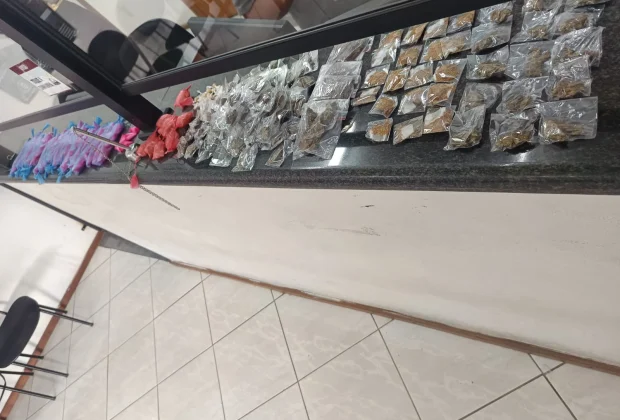 Operação conjunta prende homem e apreende grande quantidade de drogas em Pedreira