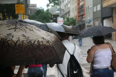 Frente fria traz chuva, ventos e queda de temperatura à Baixa Mogiana e Região de Campinas