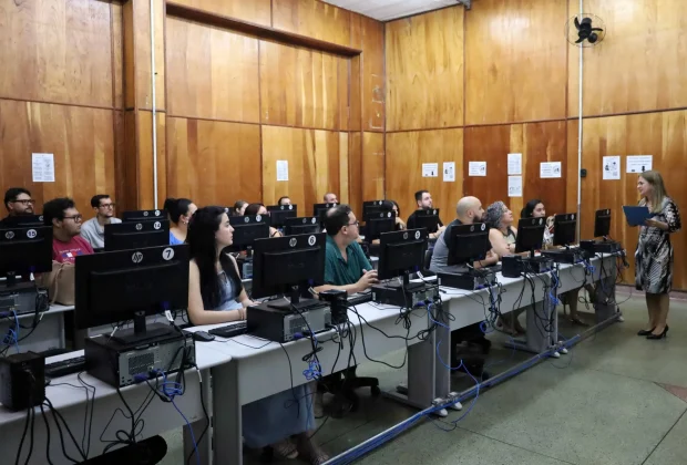 Polo da Univesp de Itapira forma mais 18 alunos