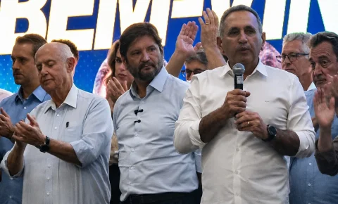 Encontro em Holambra reúne lideranças em apoio à pré-candidatura de André do Prado ao Senado