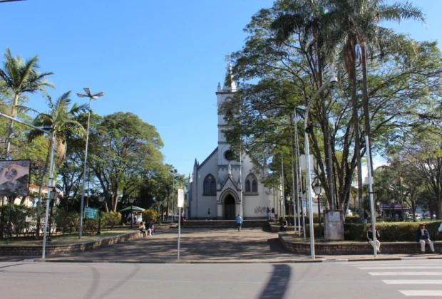 Jaguariúna recebe apresentação de samba-enredo que homenageará a cidade em 2027