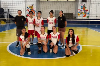 Projeto SESI reúne cerca de 150 crianças e adolescentes no vôlei em Santo Antônio de Posse