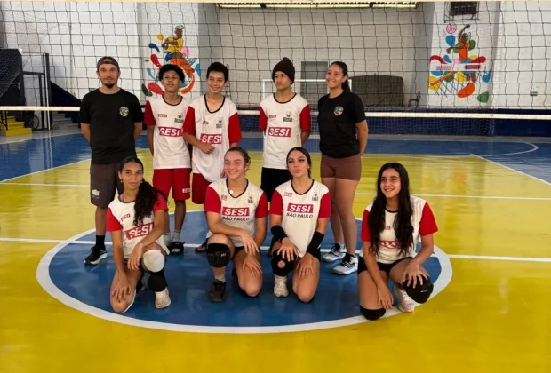 Projeto SESI reúne cerca de 150 crianças e adolescentes no vôlei em Santo Antônio de Posse