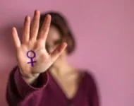 Agosto Lilás: prevenção ao assédio e à violência contra a mulher também é responsabilidade das empresas