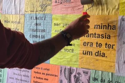 Projeto Lambe-Lambe leva mensagens inspiradoras para a comunidade escolar