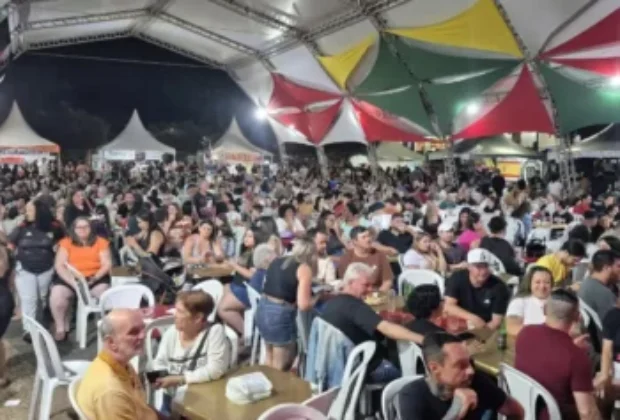 19ª Festa do Imigrante reúne público com música, dança e gastronomia em Cosmópolis