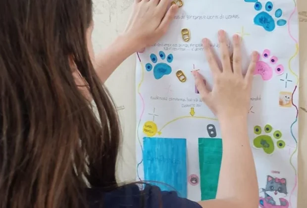 Alunos de Engenheiro Coelho criam campanha para ajudar animais e incentivar reciclagem