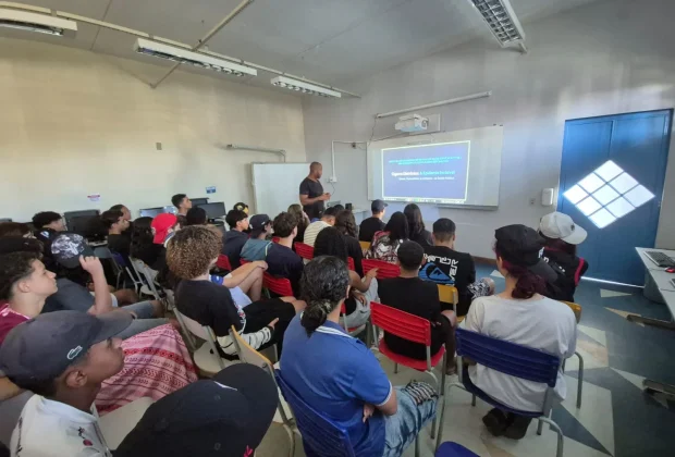 Jaguariúna realiza ações do Setembro Amarelo nas UBSs e com alunos da rede municipal