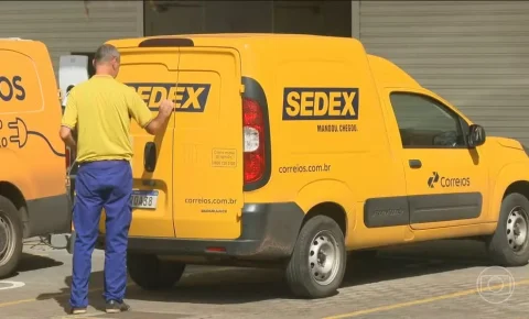Greve dos Correios afeta entregas na região após ocupação de centro logístico em Indaiatuba