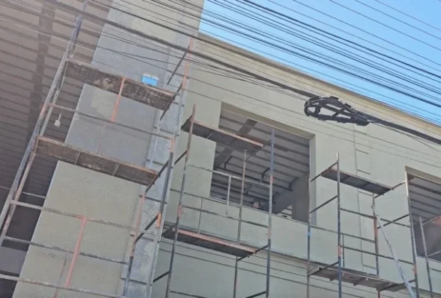 Homem sofre descarga elétrica durante serviço e é levado ao hospital em Cosmópolis