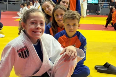 AEJAR conquista sete medalhas em competições de judô e classifica atletas para final do Paulista