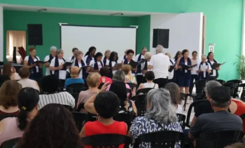 Centro Múltiplo do Idoso de Santo Antônio de Posse promove comemoração para integrantes do Grupo Viver Vale a Pena