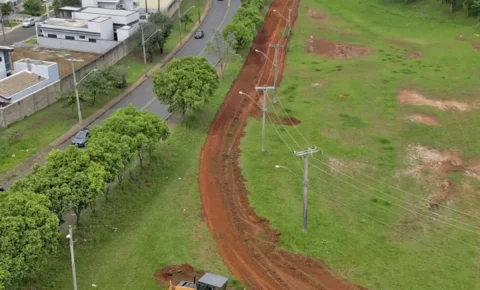 Duplicação da Avenida Paulo Aparecido Amorim avança com preparação do terreno em Mogi Guaçu