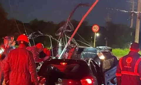 Colisão entre dois carros deixa dois mortos e cinco feridos em Campinas